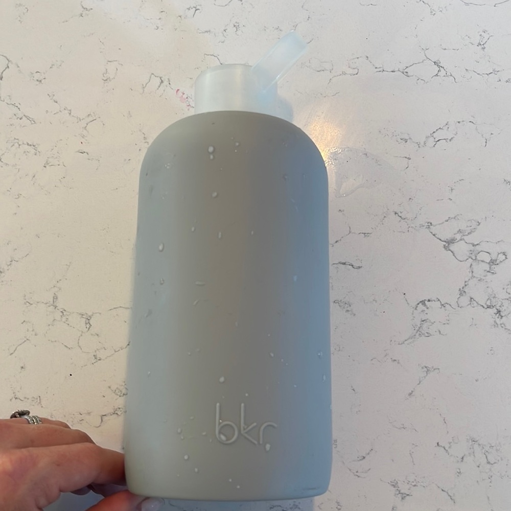 BKR Glass Water Bottle, Gray , 24 Oz hydration